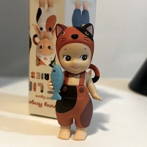 Sonny Angel Cat Life Series Brown Black Tabby